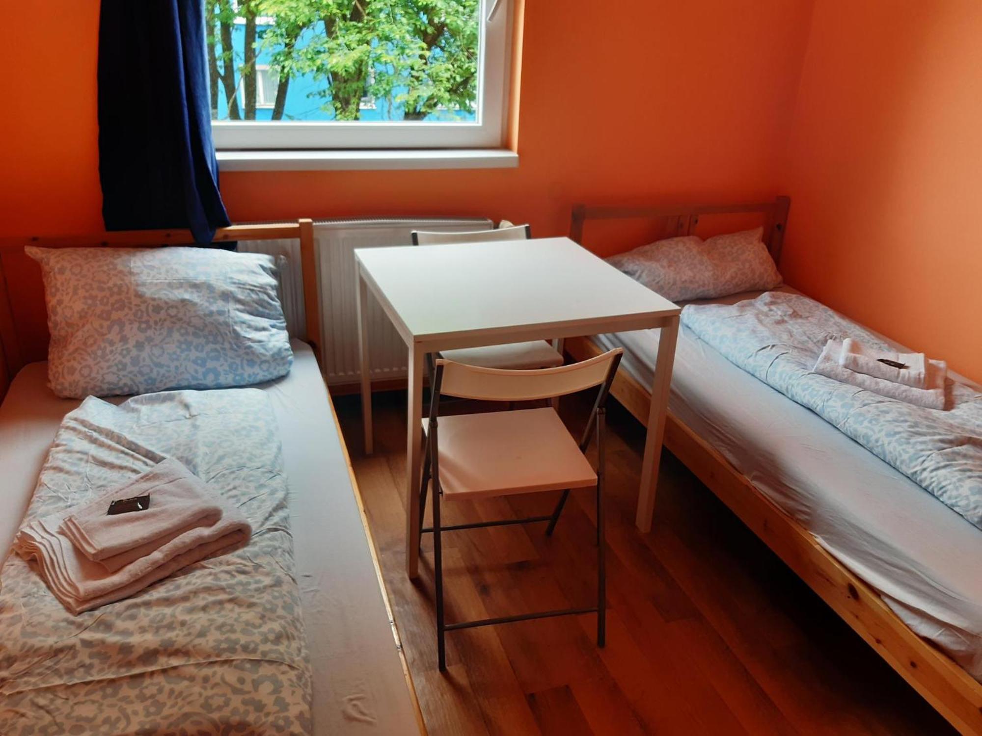 Budget Allach & Tub 19a Hostel *