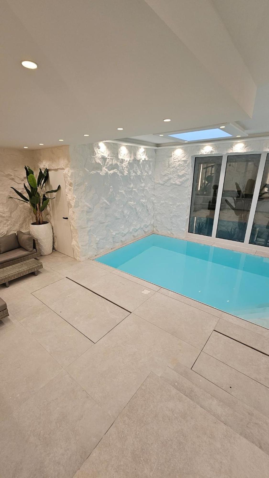Apartment Ug Neubau City Wohnung - Pool, Gym, Sauna, Zweites Bad Extra Buchbar Munich