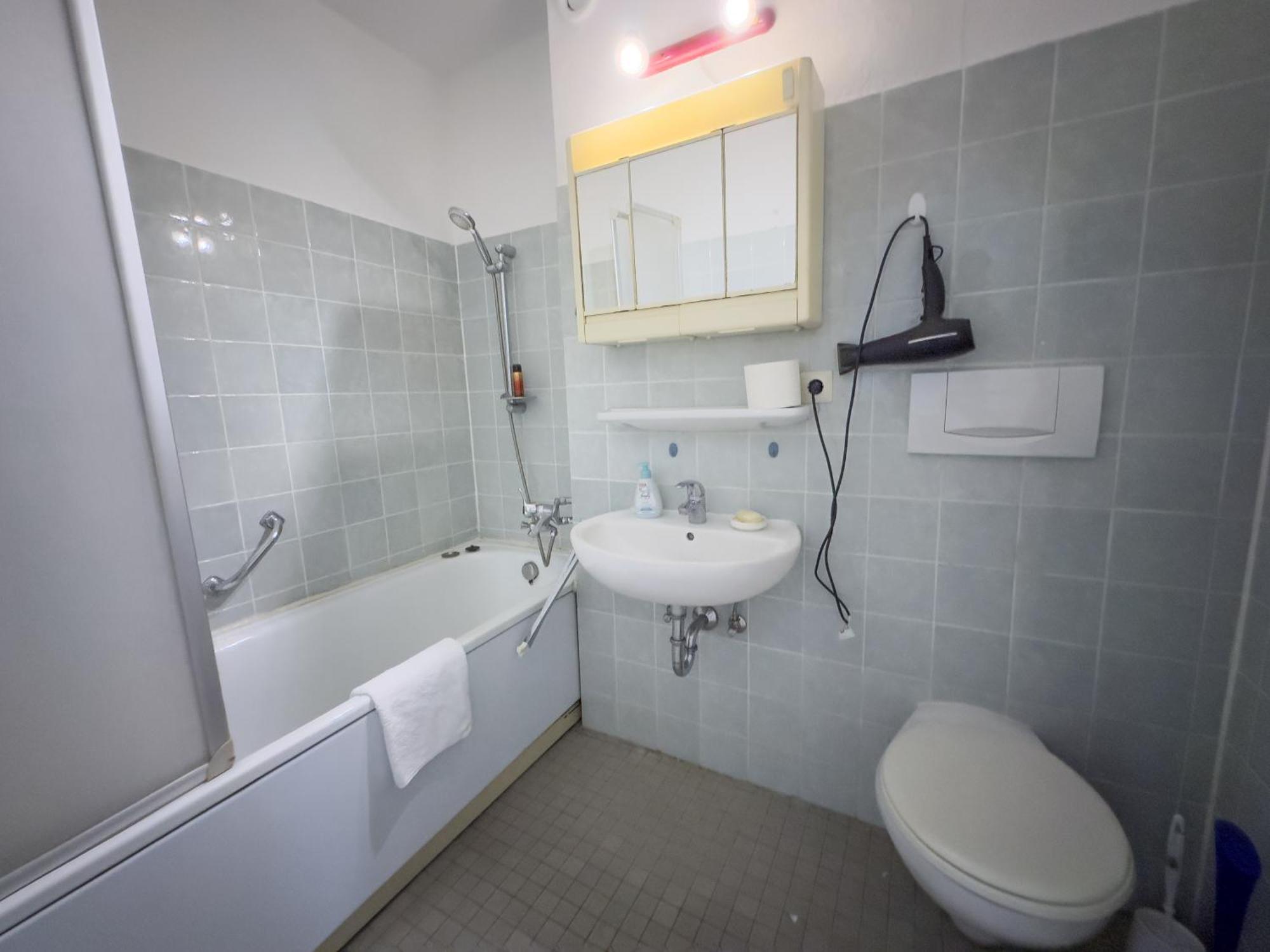 Apartamento Ruhiges Apartment, Balkon, U-bahn Munique