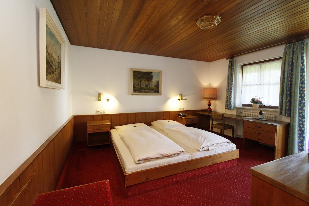 Hotel Neumayr 3*