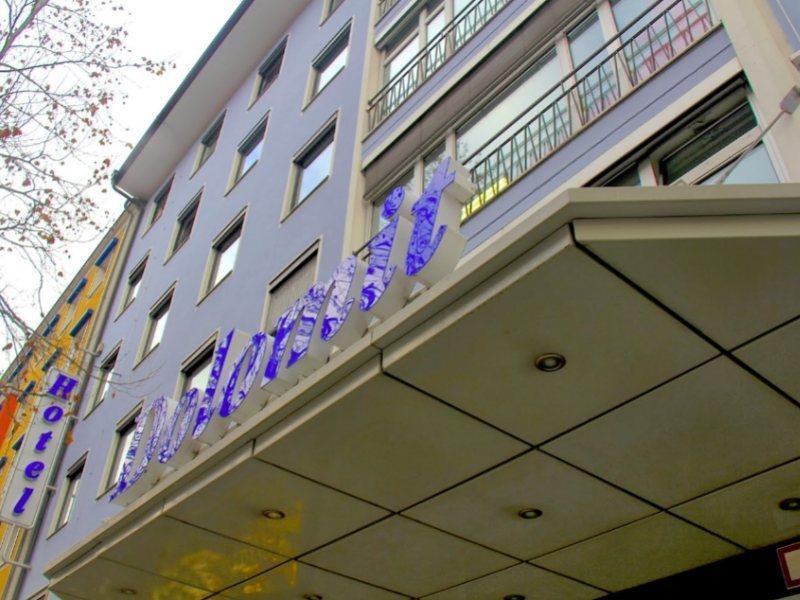 Hotel Dolomit 2*