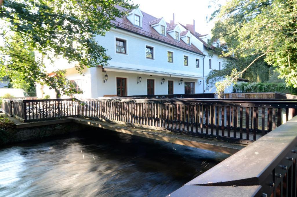 Hotel Schleuse 3*