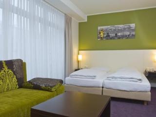 Hotel Dolomit Munich