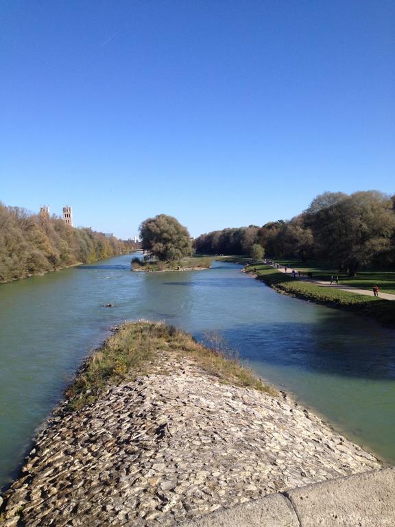 Apartment Design-apartment Close To Isar River Area - Centrally Located *