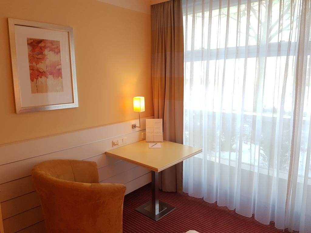 Gastehaus Am Rptc Hotel