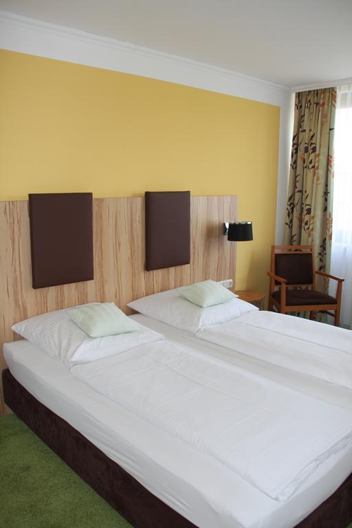 Hotel Hotel Stadt Pasing 3*