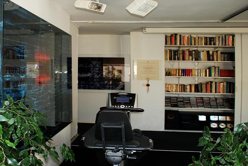 Artist Schwabing Apartment Munich