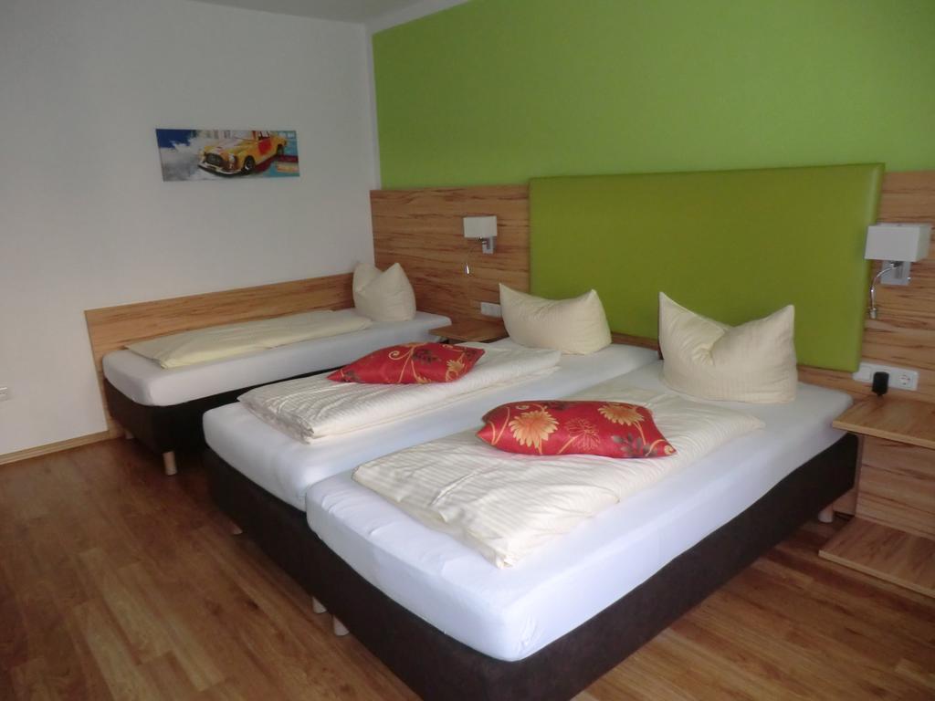 Haydn Guest house 2*