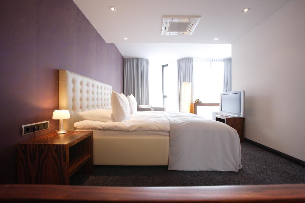 Erzgiesserei Europe Hotel Munich