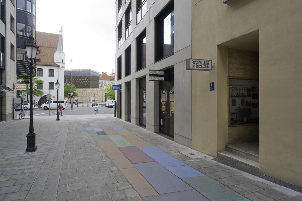 Am Jakobsplatz 3* Munich