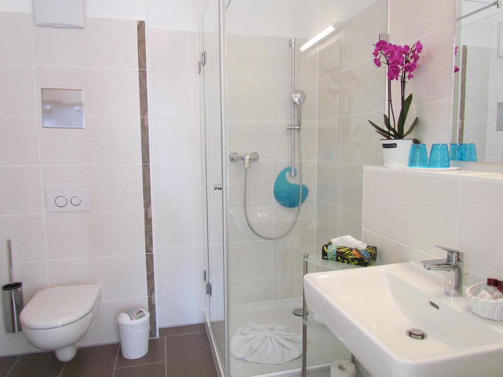 Apartment Amenity-garden-apartments