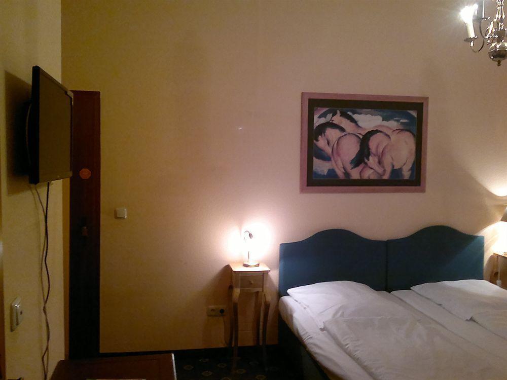 Hotel Galleria 3*