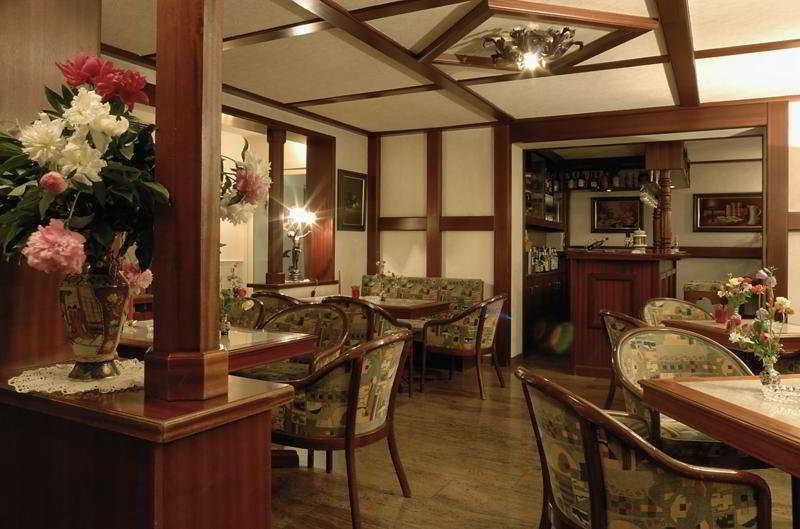 Imperial Hotel 3*