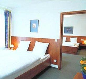 Du Train Hotel Munich