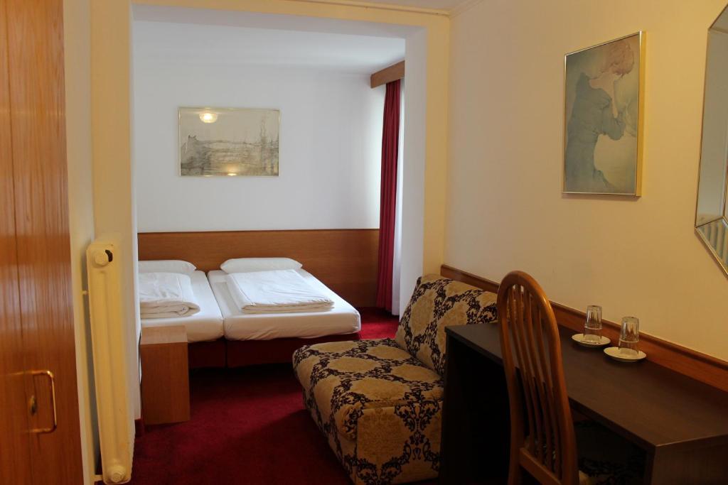 Montree Hotel 3*