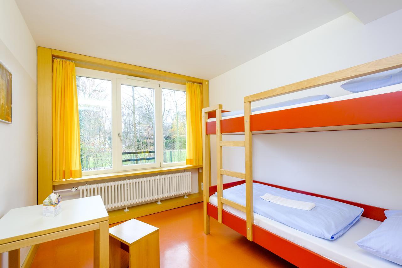 Hi Park Youth Hostel *
