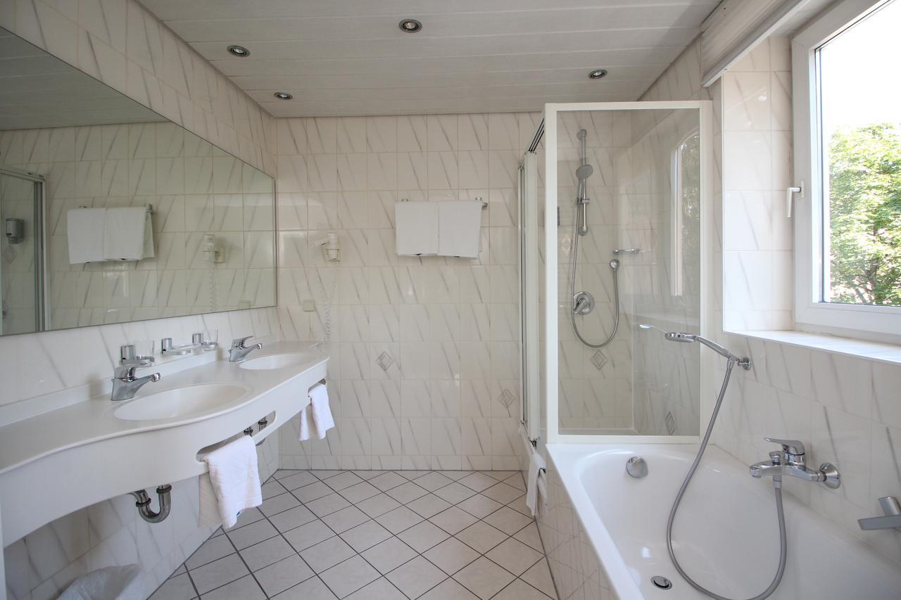 Leopold Hotel 3*