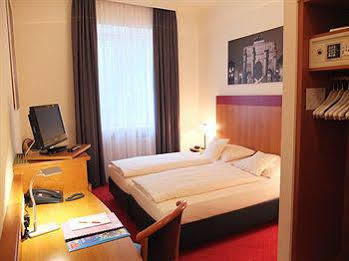 Meier City Hotel 3*