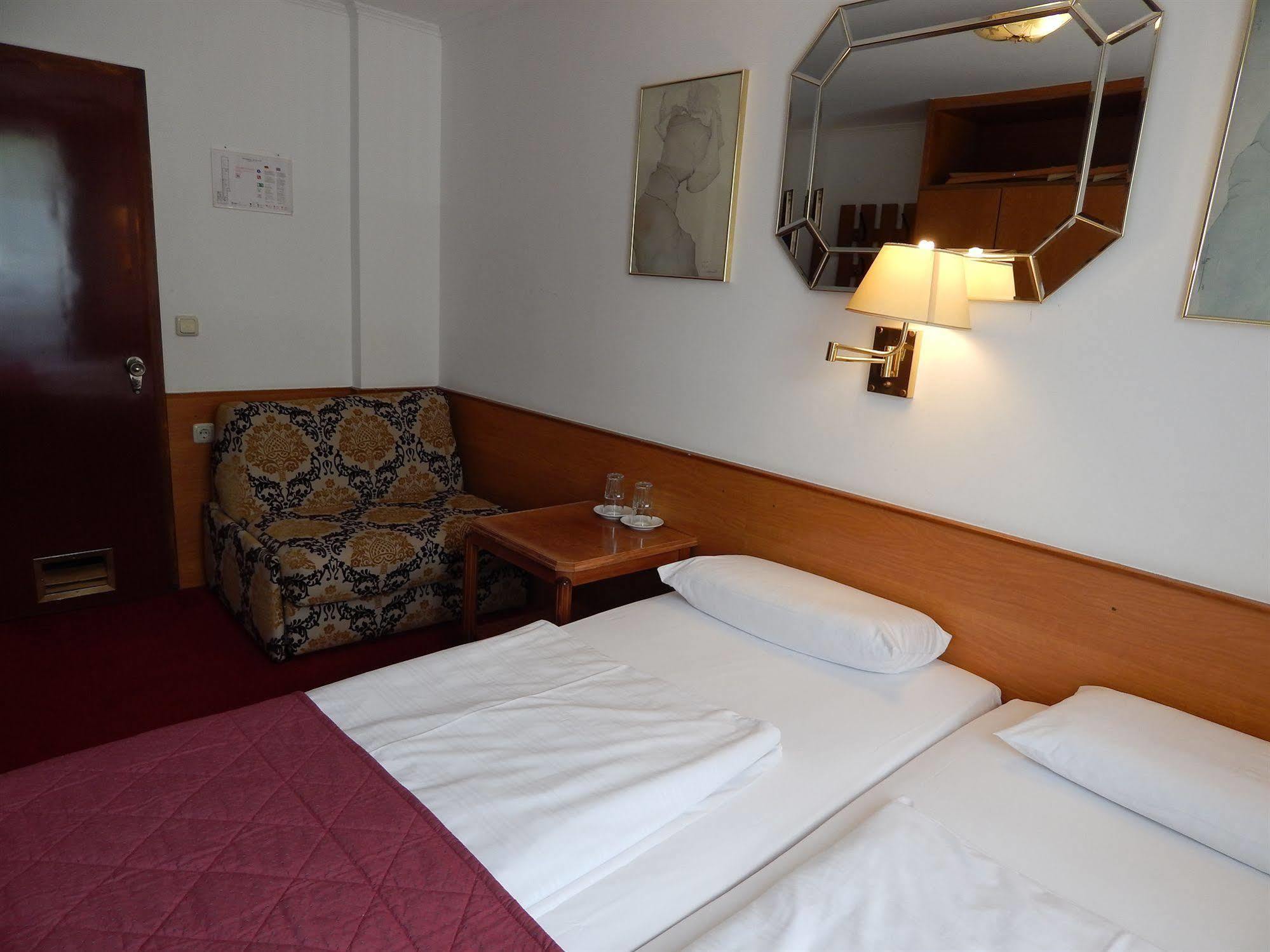 Hotel Montree
