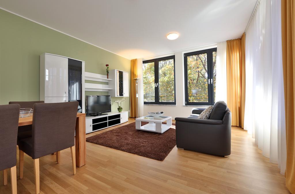 Aparthotel Business Suiten *