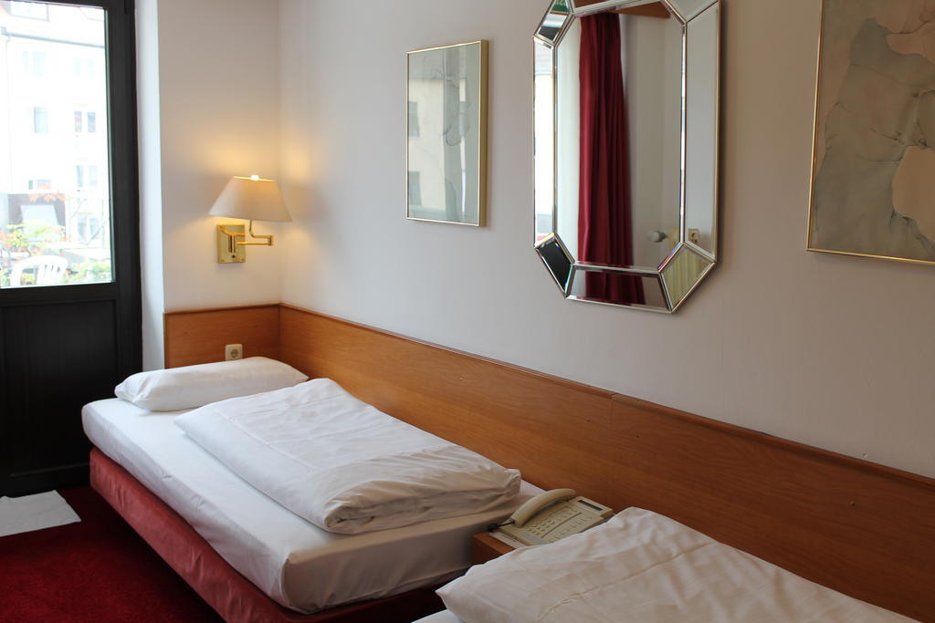Montree Hotel