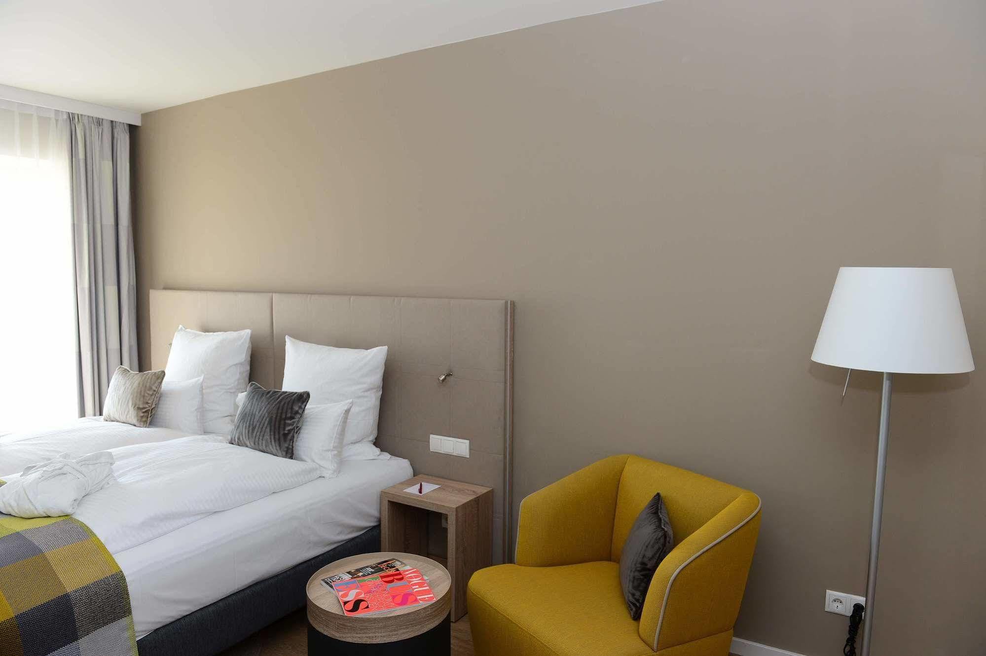 Frederics Schwabing Hotel 4*