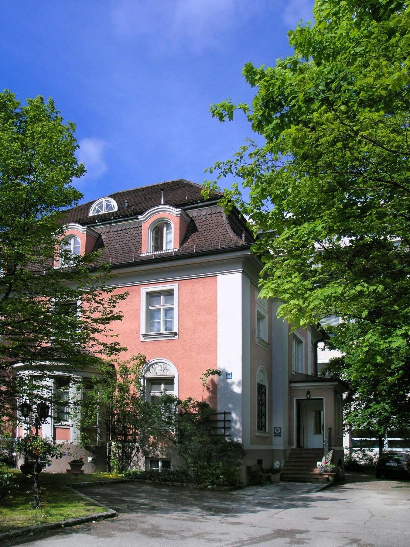 Galleria Hotel Munich