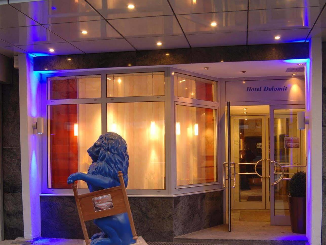 Hotel Dolomit