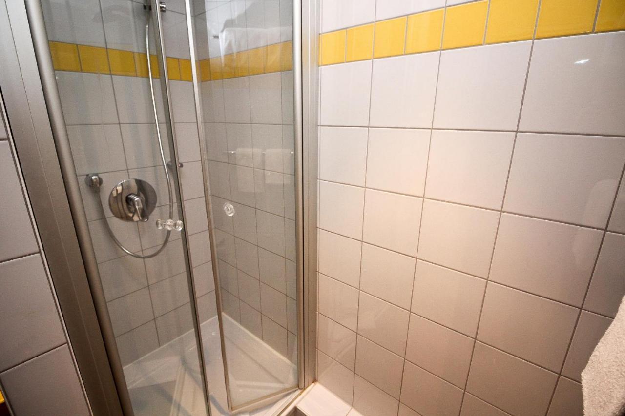 Gastehaus Am Rptc 3*