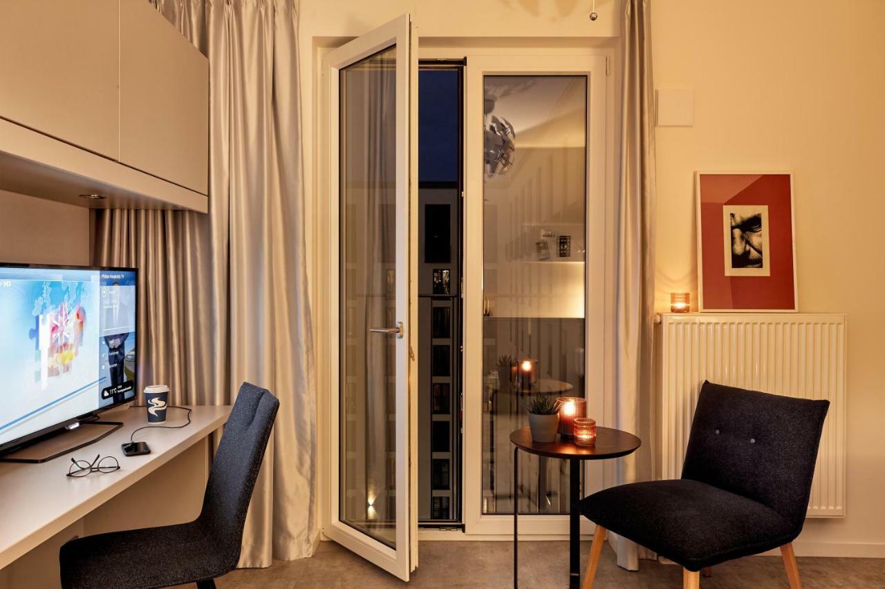 H.ome Serviced 3*