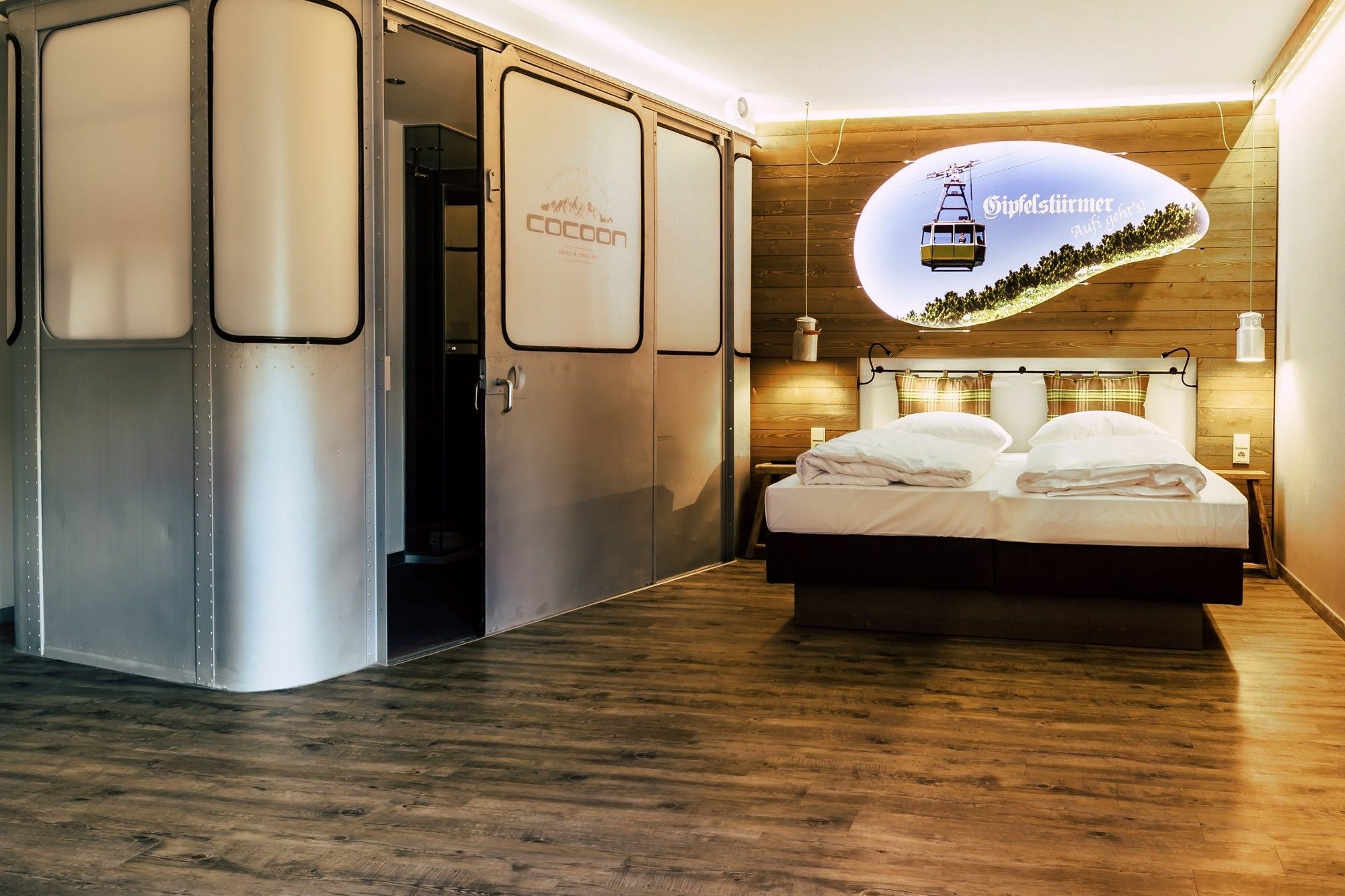 Hotel Cocoon Hauptbahnhof 4*
