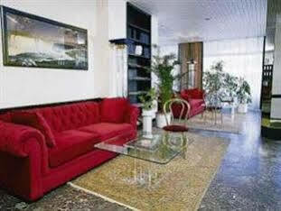 Montree Hotel