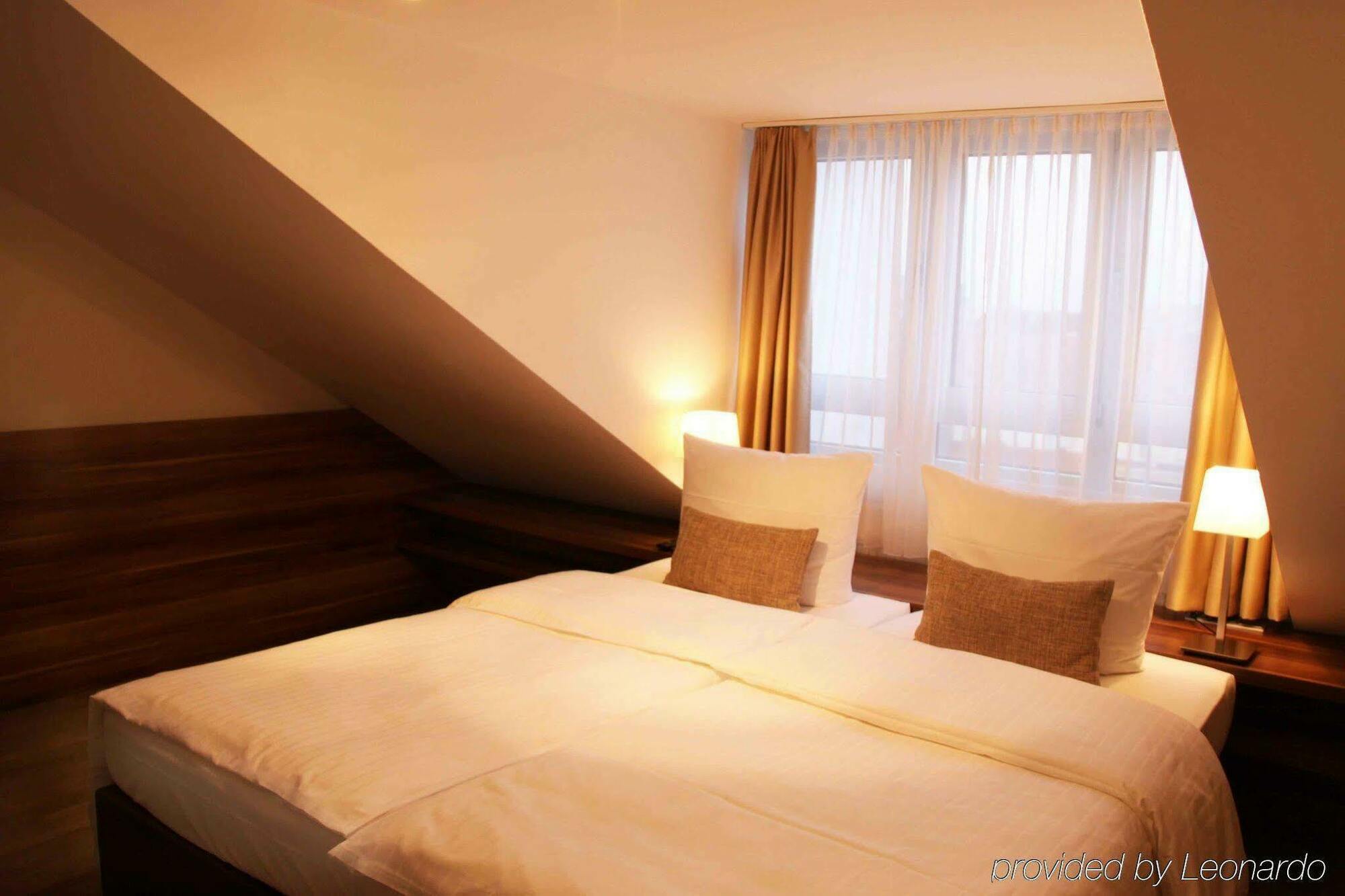 Downtown Vi Vadi Hotel 3*
