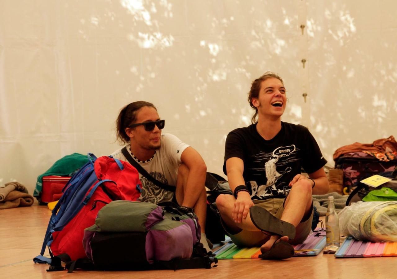 The Tent - Youth Only - Buchung Leider Nur Bis 30 Jahre Moeglich! Munich