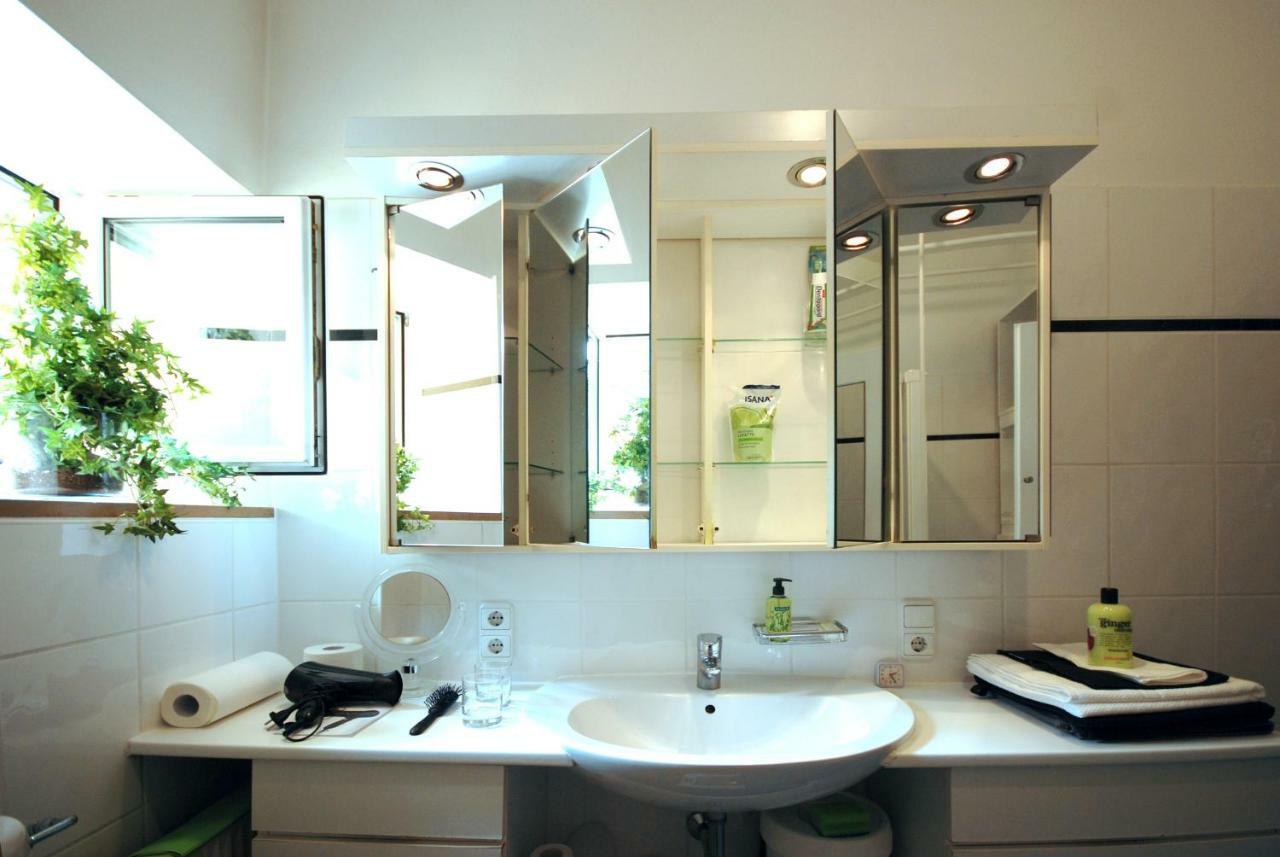 Artist Schwabing Apartment Munich