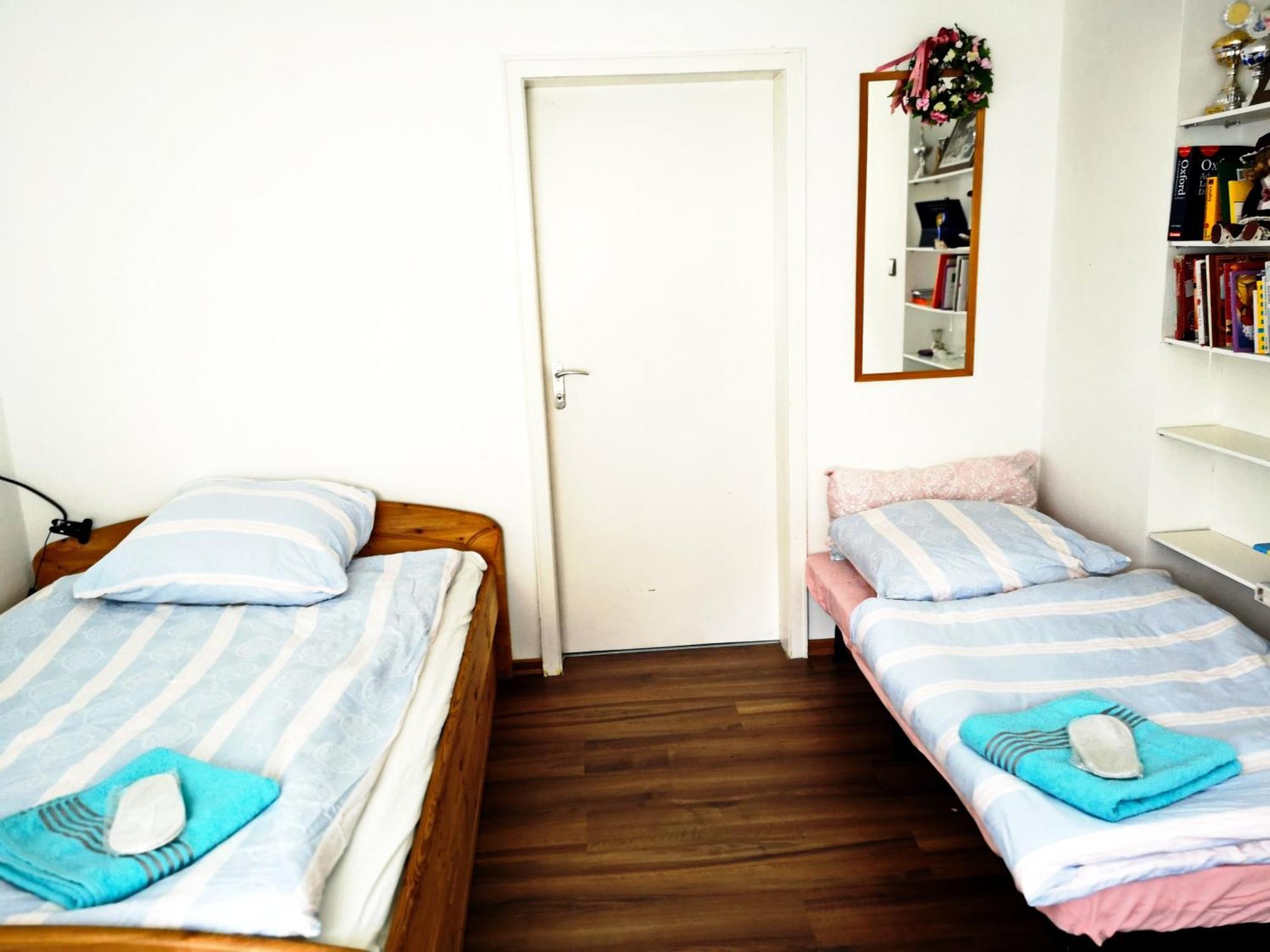 Near Underground Station Apartment Munich