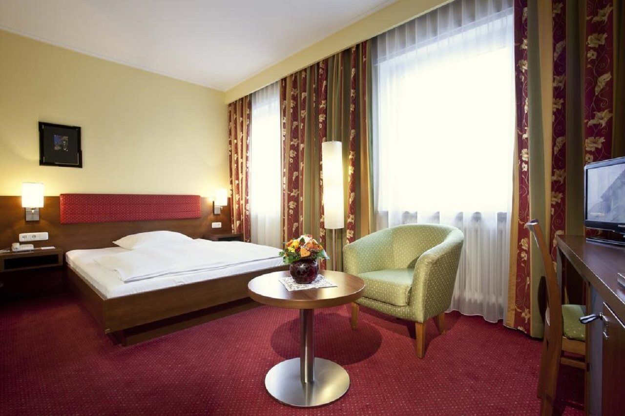 Hotel Bayerischer Hof Munich