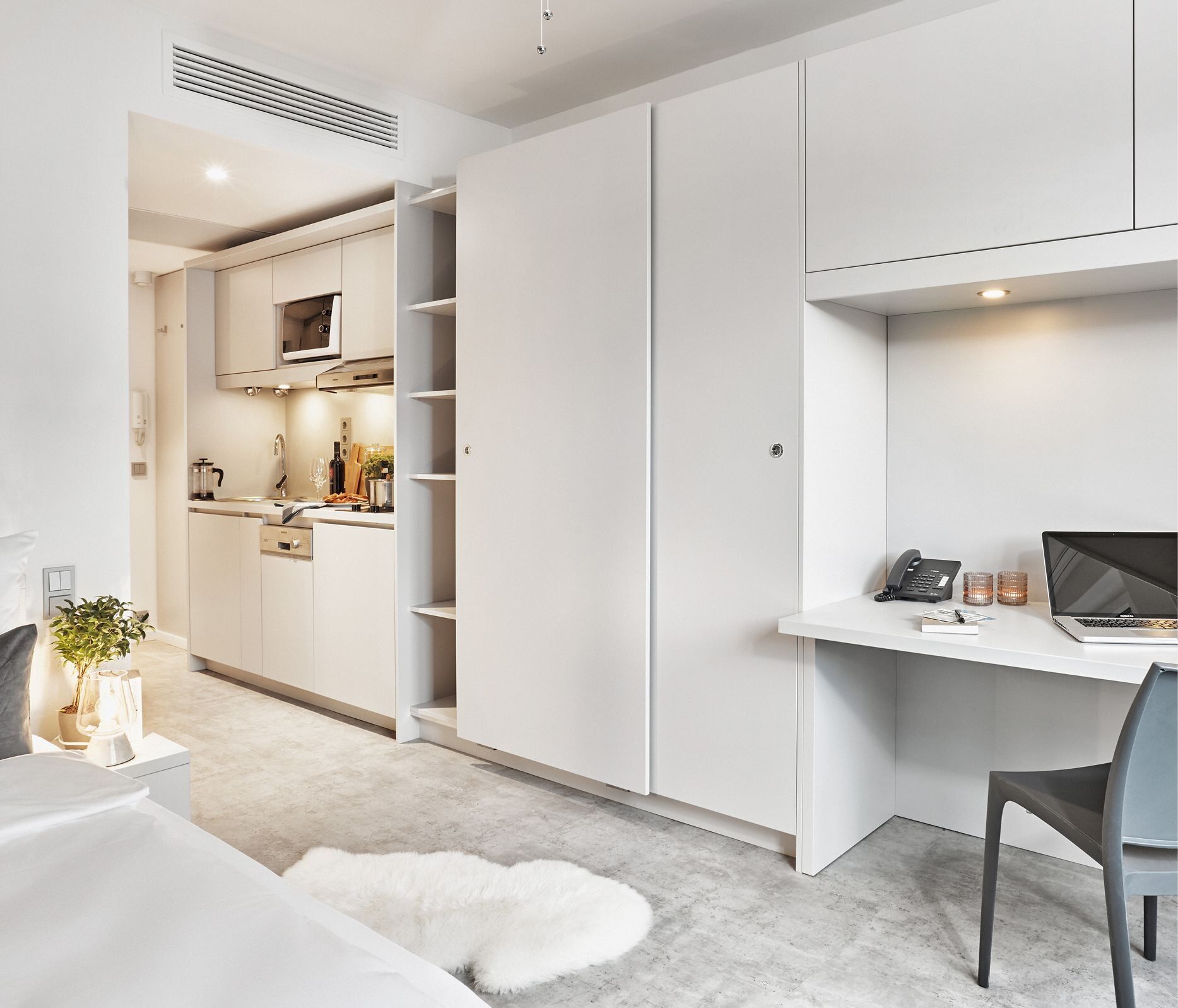 H.ome Serviced 3*