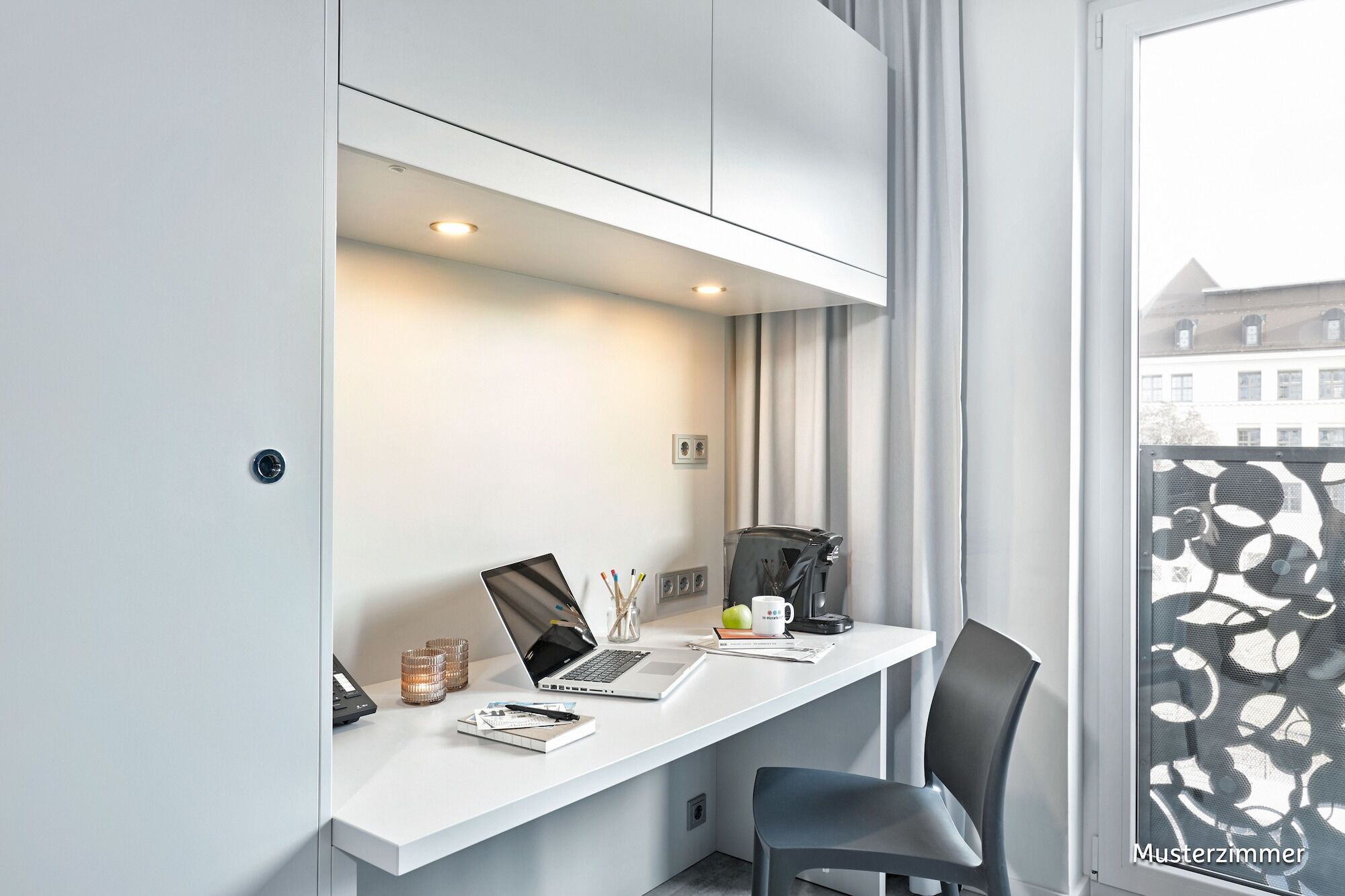 H.ome Serviced 3*