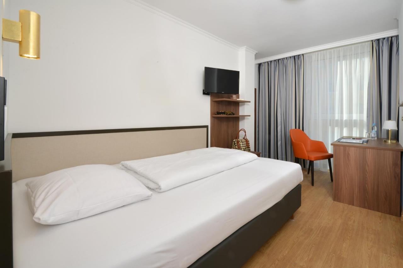 Aurbacher Hof Gmbh Hotel Munich