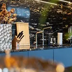 Prime - Luxus Loft Mit Whirlpool, Sauna, Klima Und Parken
