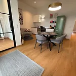 Beckhomes Munich, New, Central 2Br Apartment With Terrace
