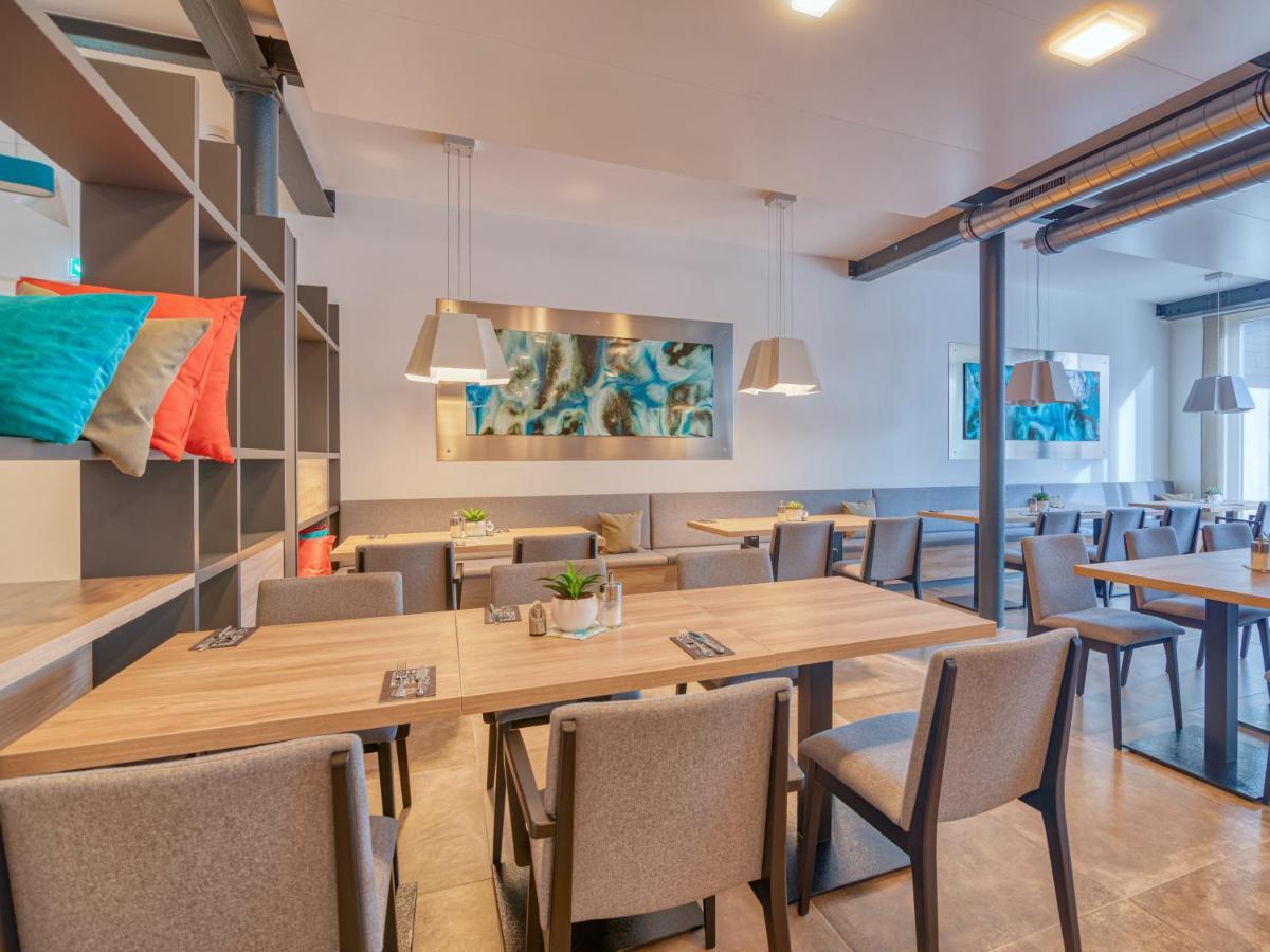 Hotel Westside 3*
