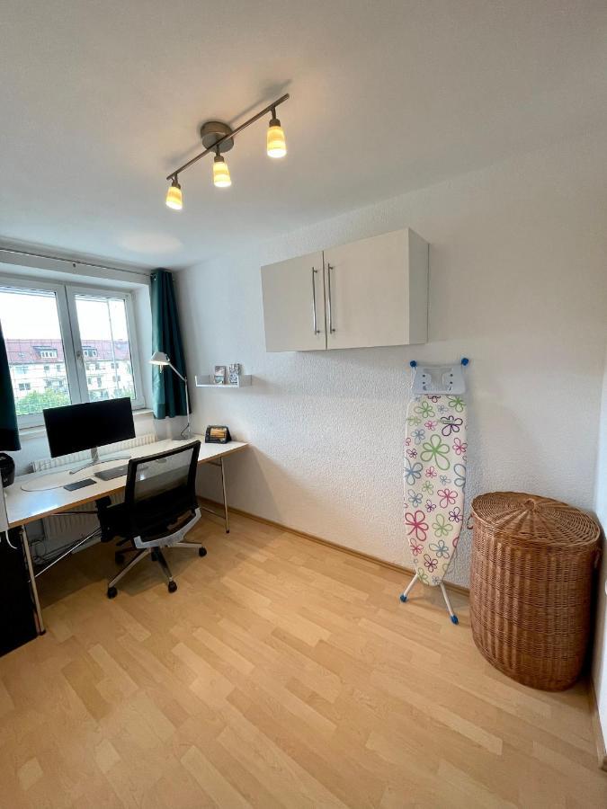 Wunderschoene 3 Zimmer Mitten In Schwabing Apartamento Munique