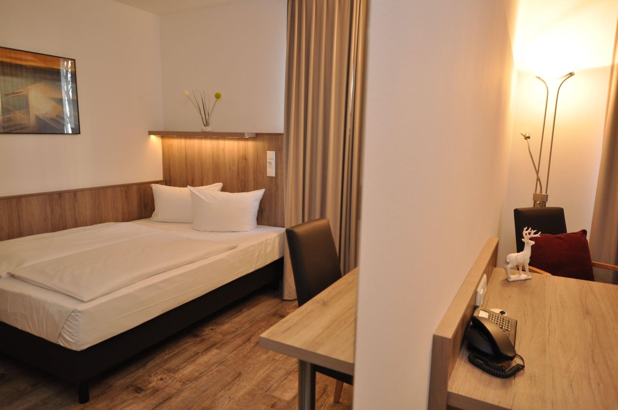 Hotel Perlach Allee By Blattl