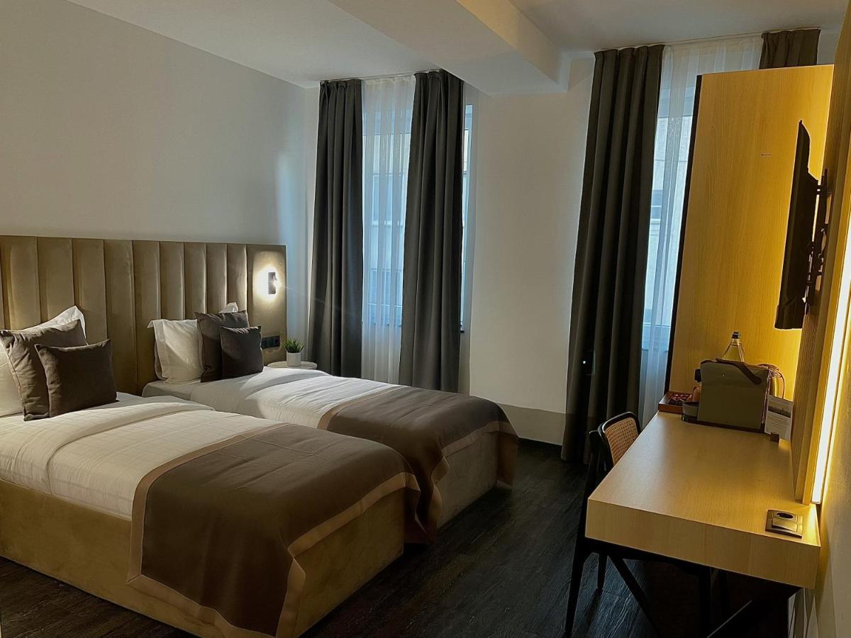 Bayer's City Hotel 3*