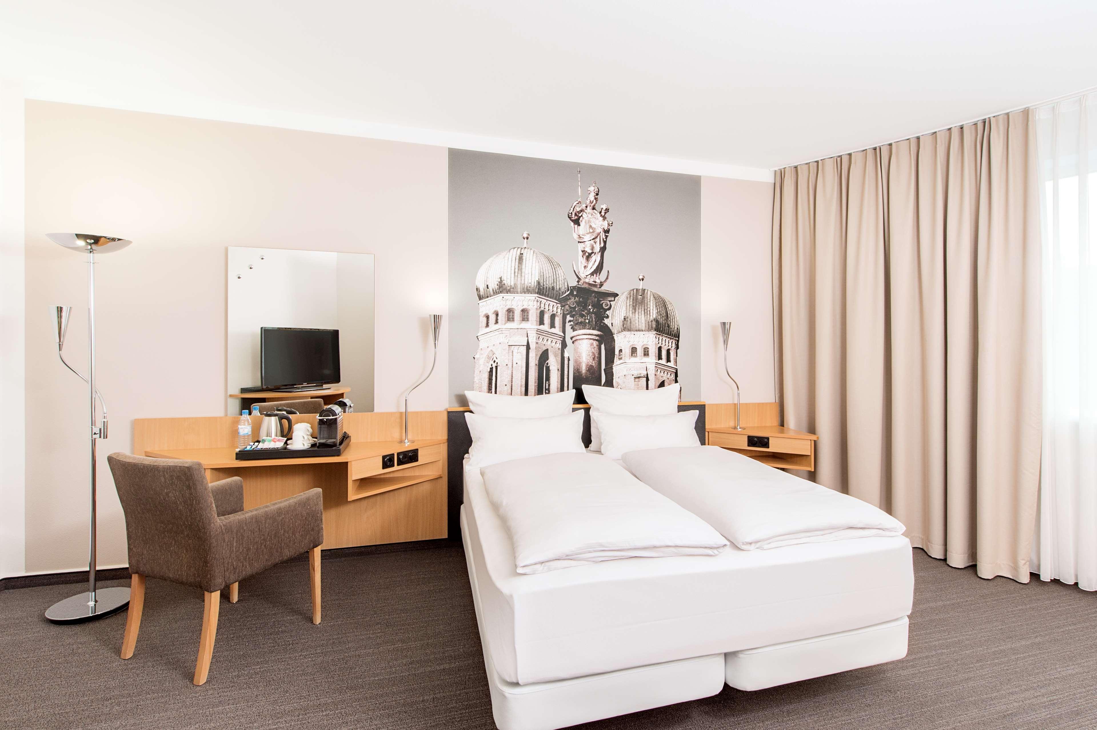 Hotel Nh Messe 4*