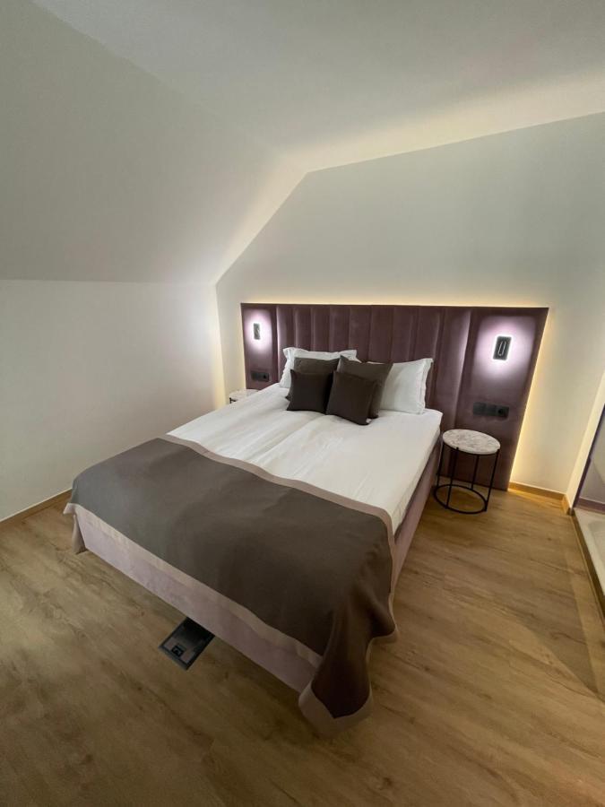 Bayer's City Hotel 3*