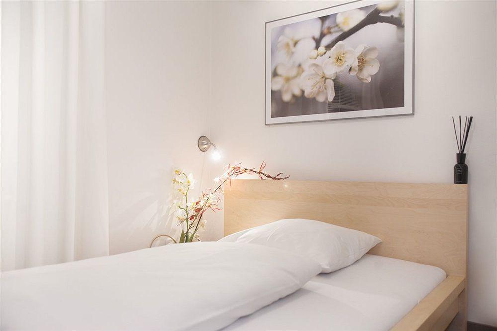 Concept Living Aparthotel München