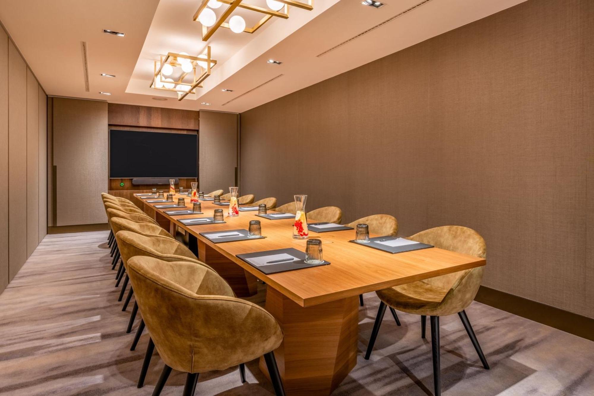 Marriott West 4*